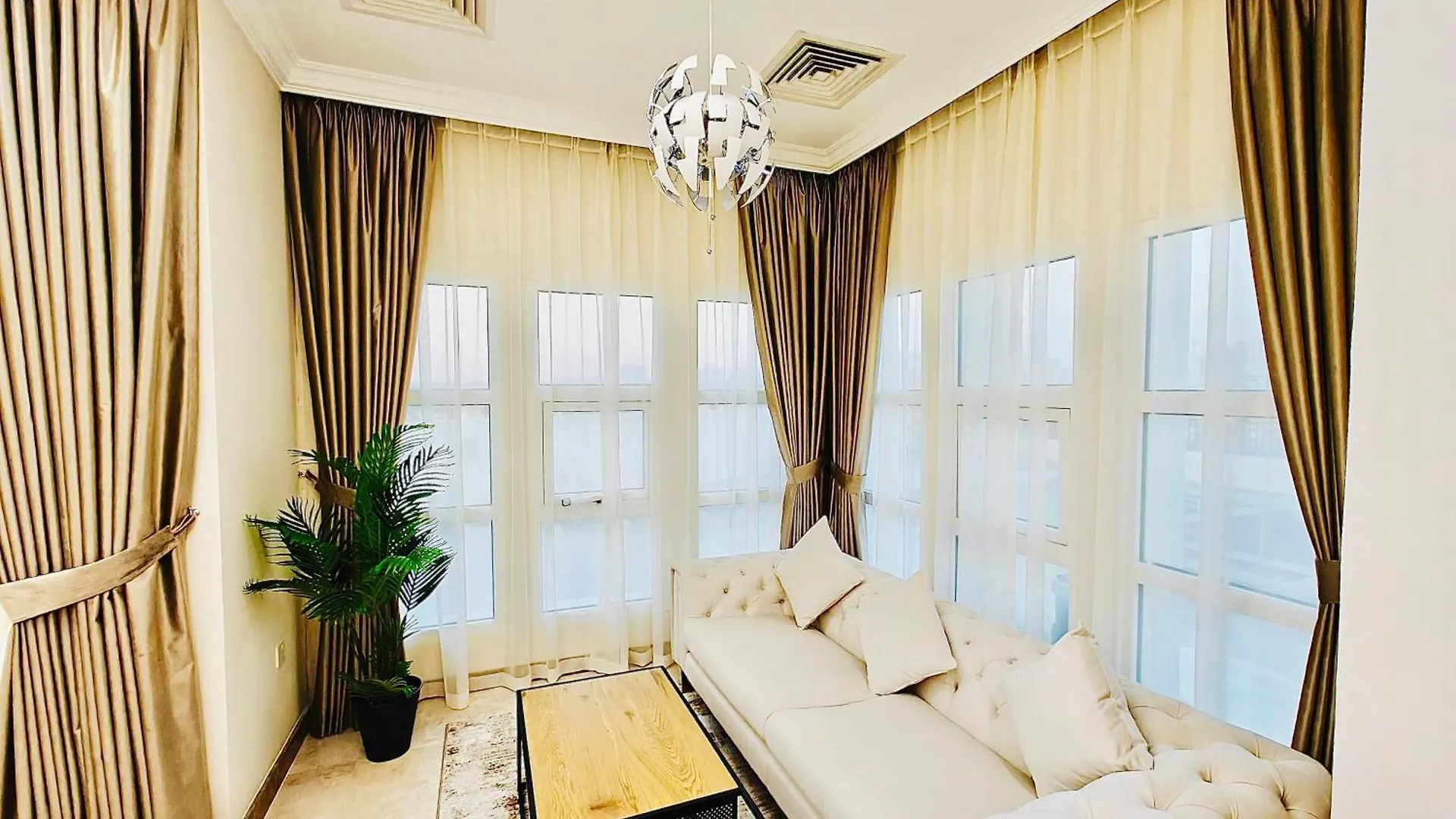 369 Stays- 5 Bedroom Villa With Private Pool Дубай