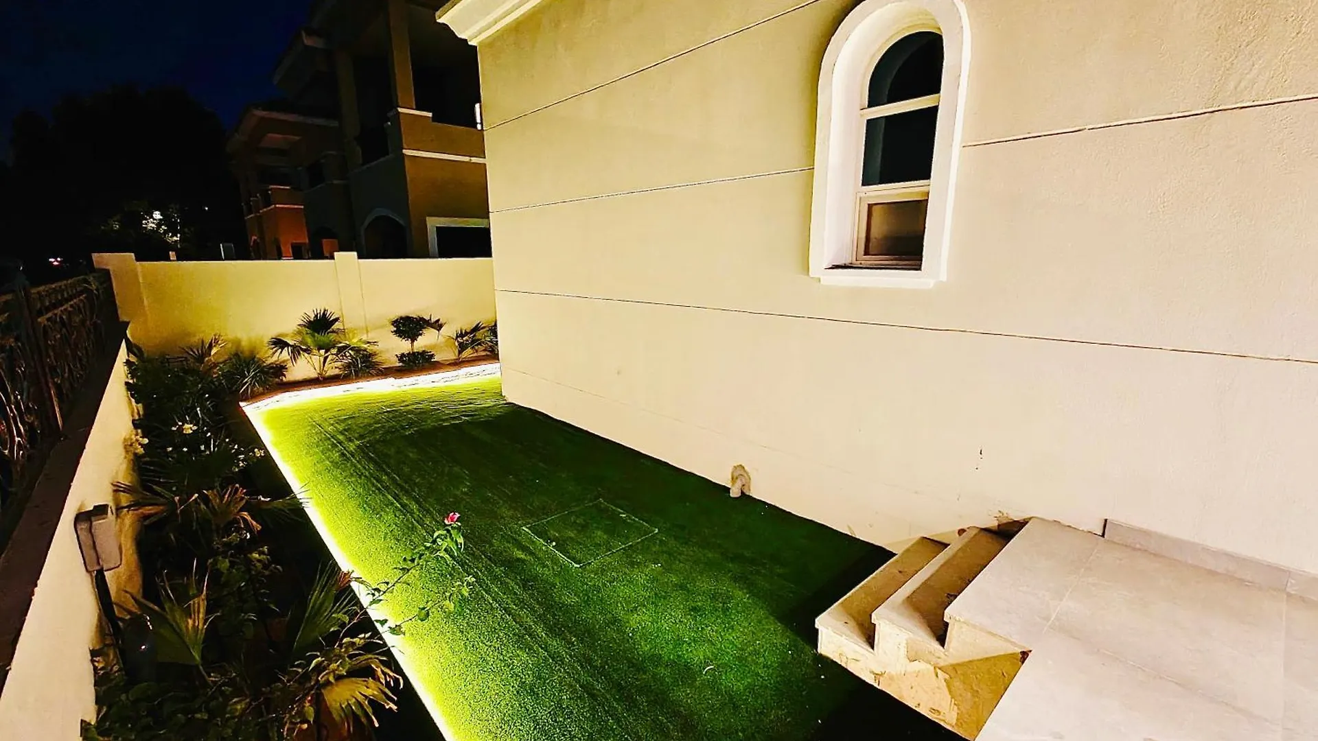 369 Stays- 5 Bedroom Villa With Private Pool Dubai 0*,  United Arab Emirates