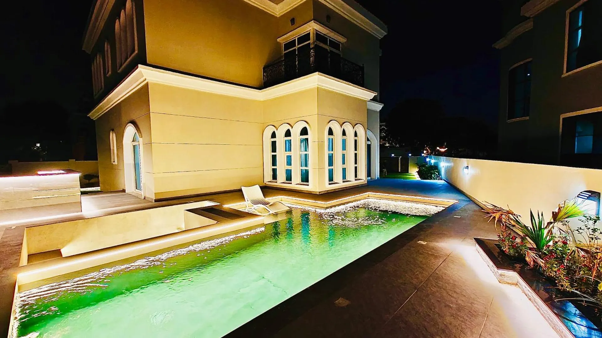 369 Stays- 5 Bedroom Villa With Private Pool Dubai